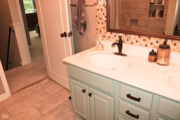 Listing Image 120