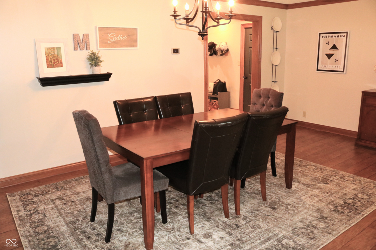 Listing Image 53