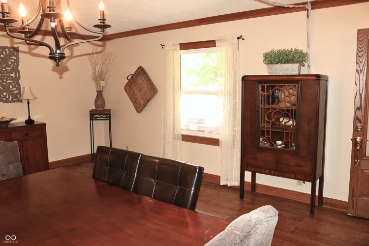 Listing Image 55