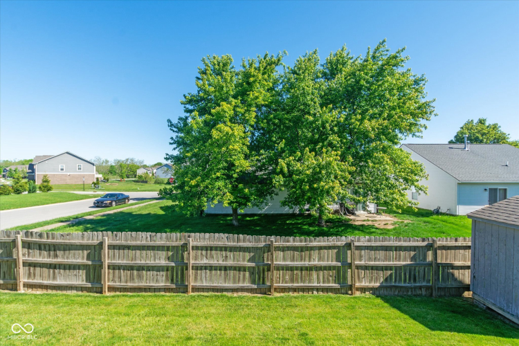 Listing Image 23
