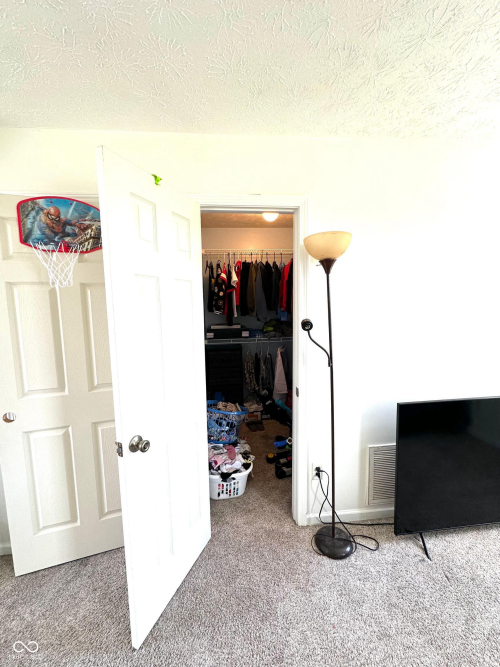 Listing Image 30