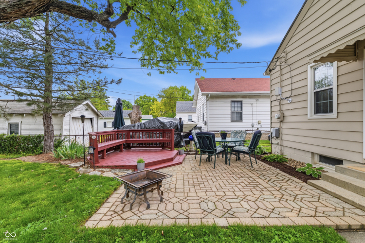 Listing Image 24