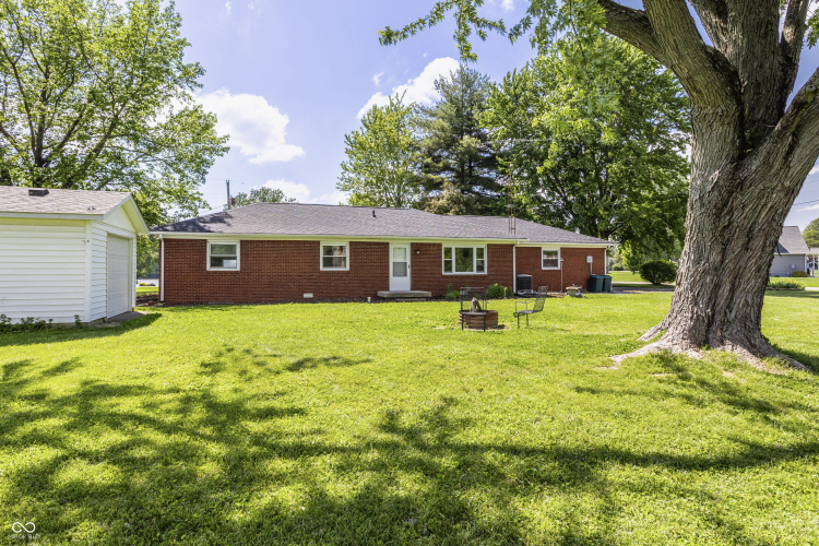 Listing Image 27