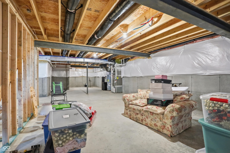 Listing Image 24