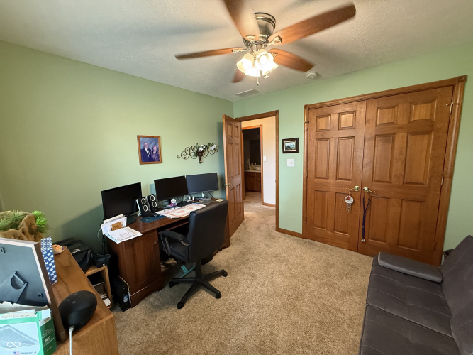 Listing Image 20