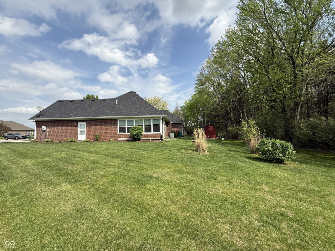 Listing Image 7