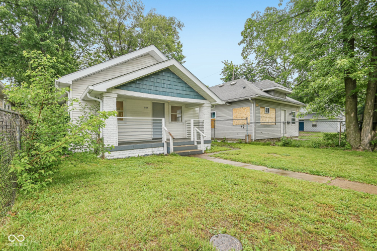 Listing Image 3