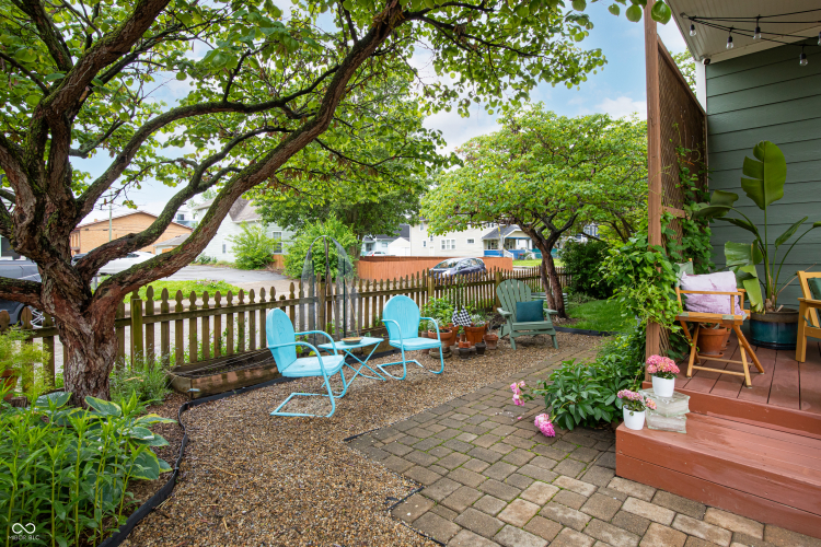 Listing Image 19