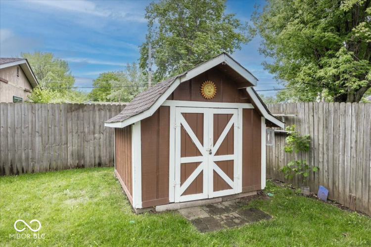 Listing Image 23