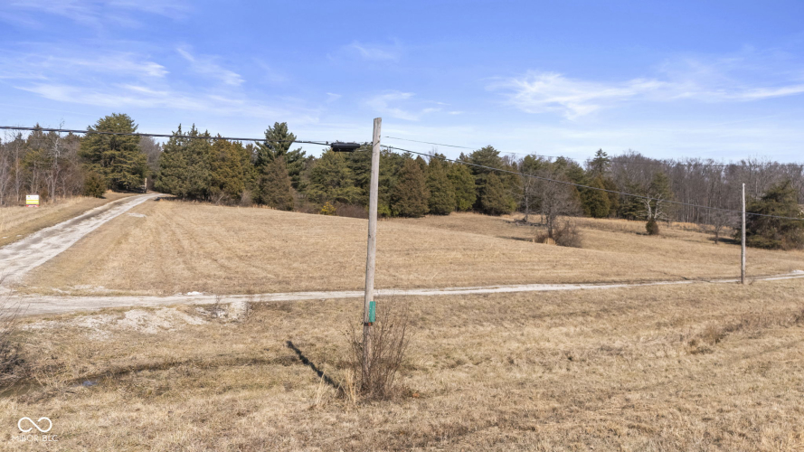 Listing Image 8