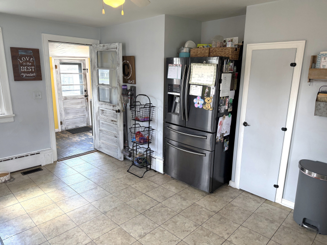 Listing Image 20