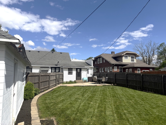 Listing Image 5