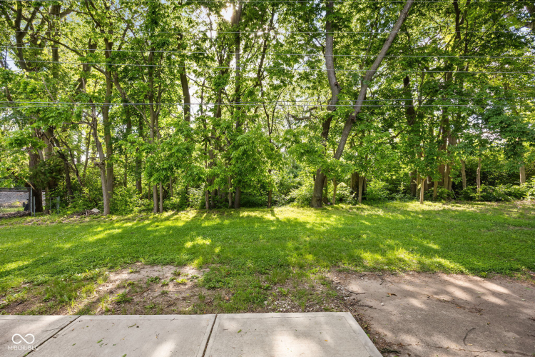 Listing Image 38