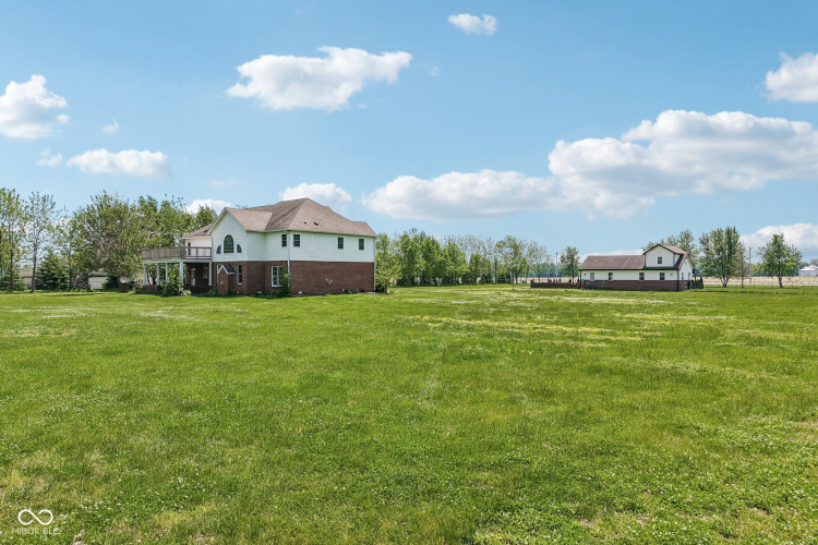 Listing Image 41