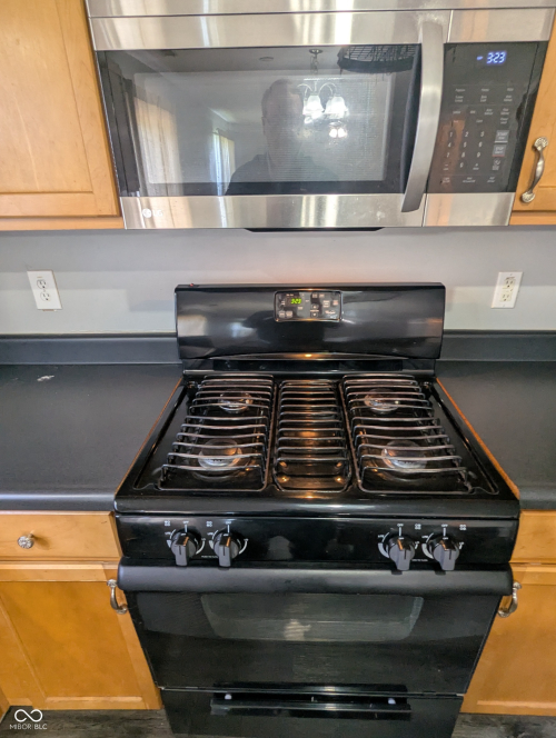 Listing Image 16