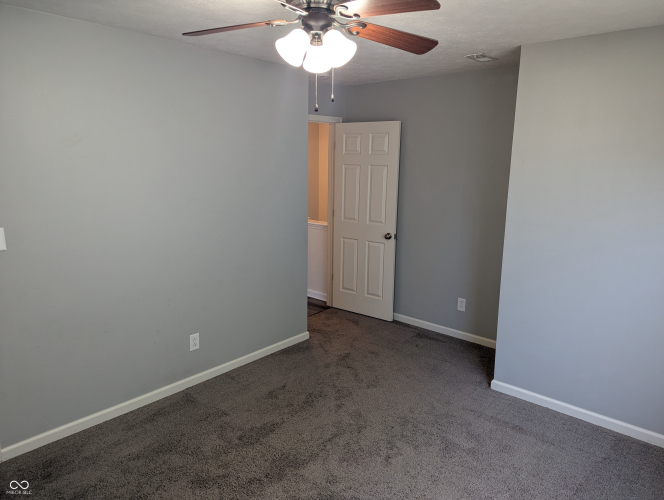 Listing Image 29