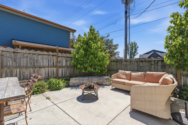 Listing Image 24