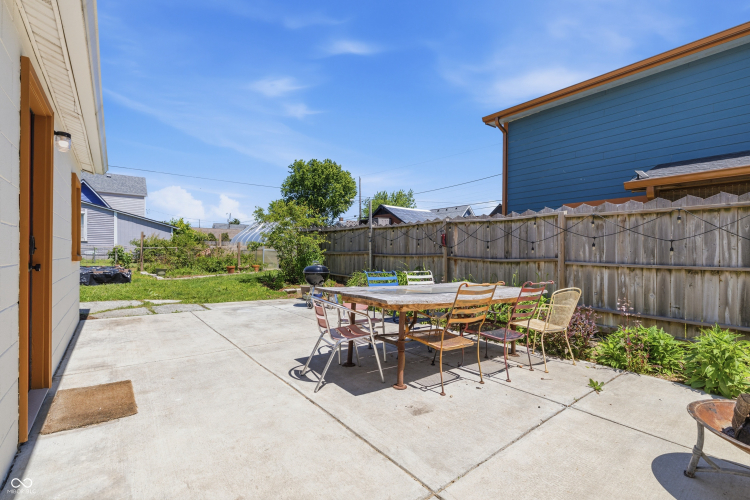 Listing Image 25