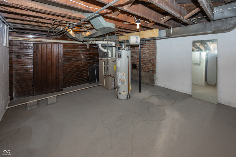 Listing Image 48