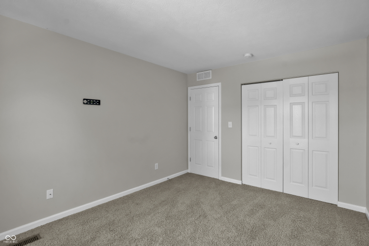 Listing Image 39