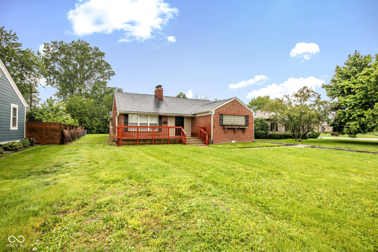 Listing Image 3