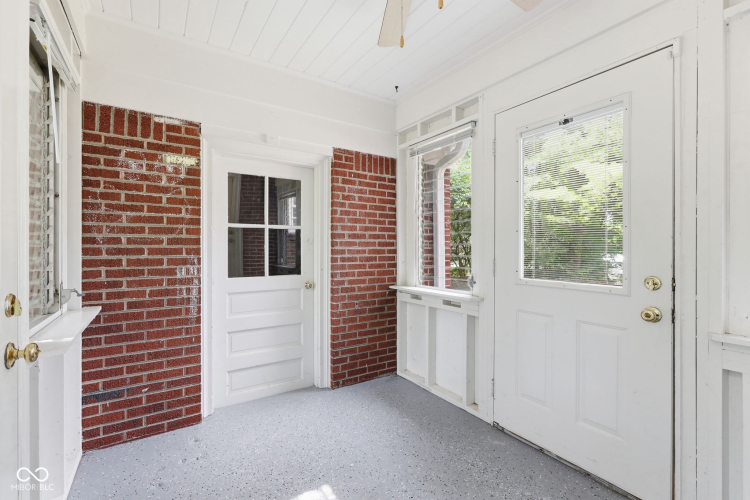 Listing Image 37
