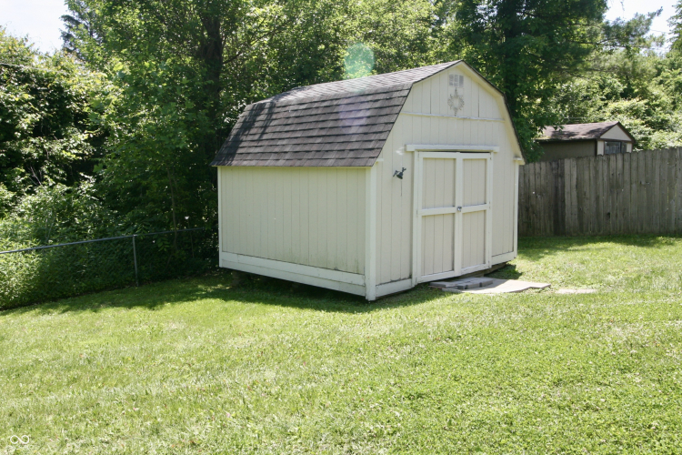 Listing Image 18