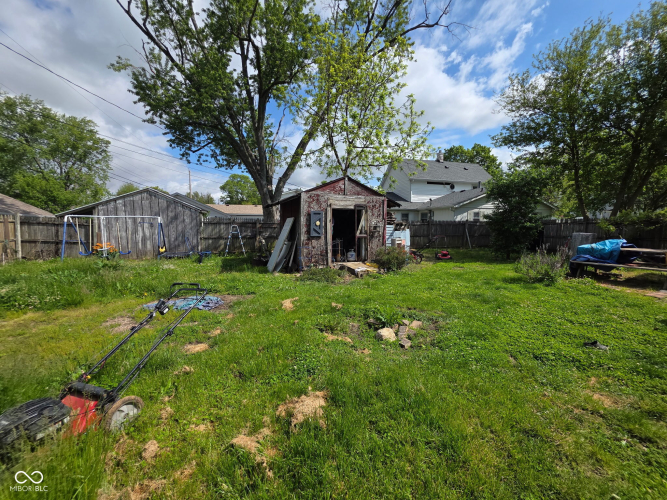 Listing Image 6