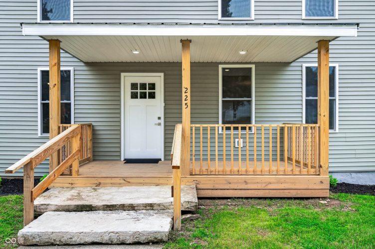 Listing Image 5
