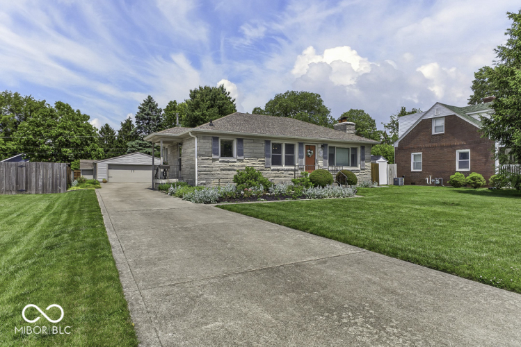 Listing Image 7