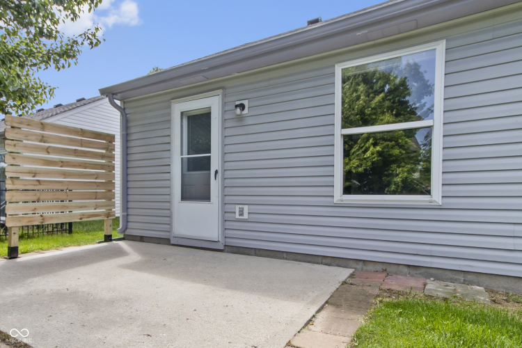 Listing Image 43