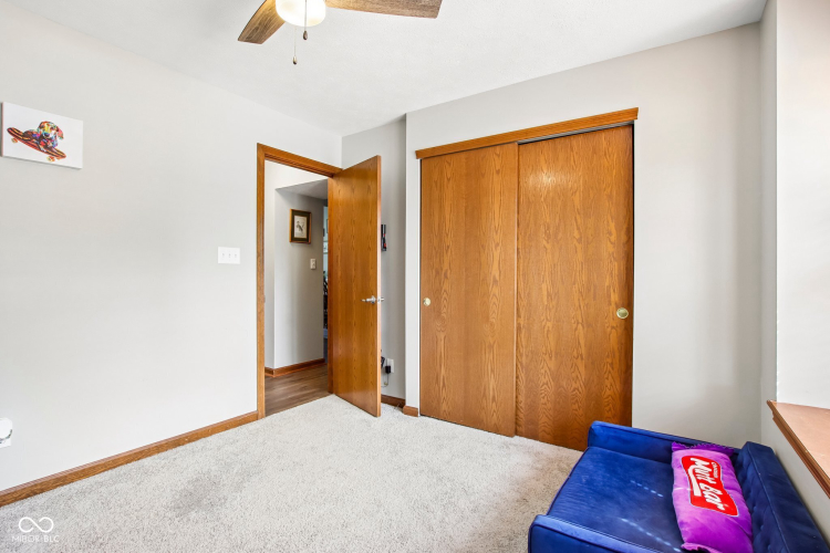 Listing Image 25