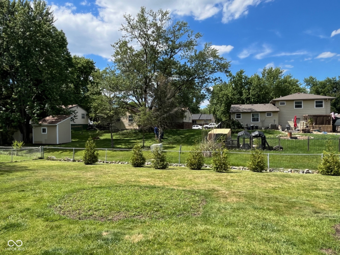 Listing Image 17