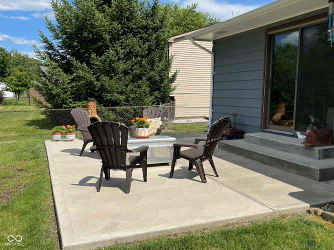 Listing Image 19