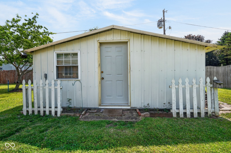 Listing Image 33