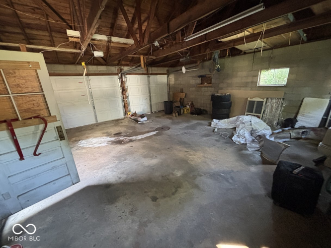 Listing Image 24