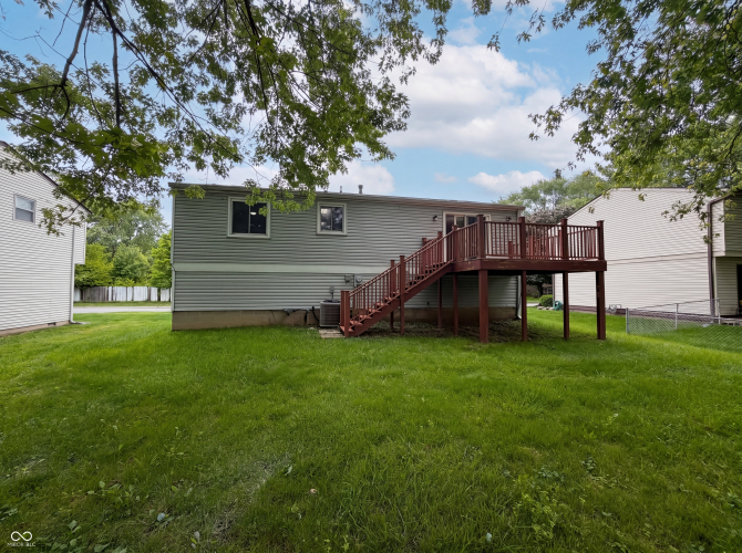 Listing Image 5