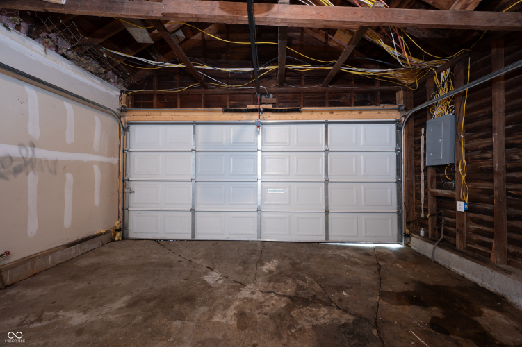 Listing Image 46