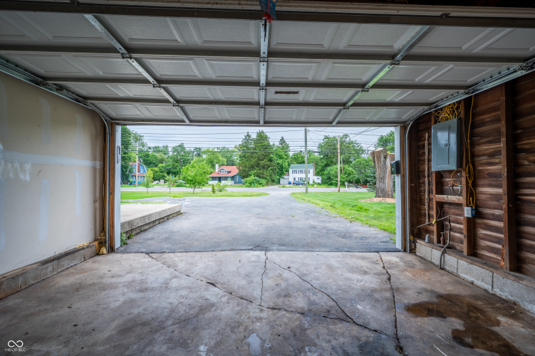 Listing Image 50