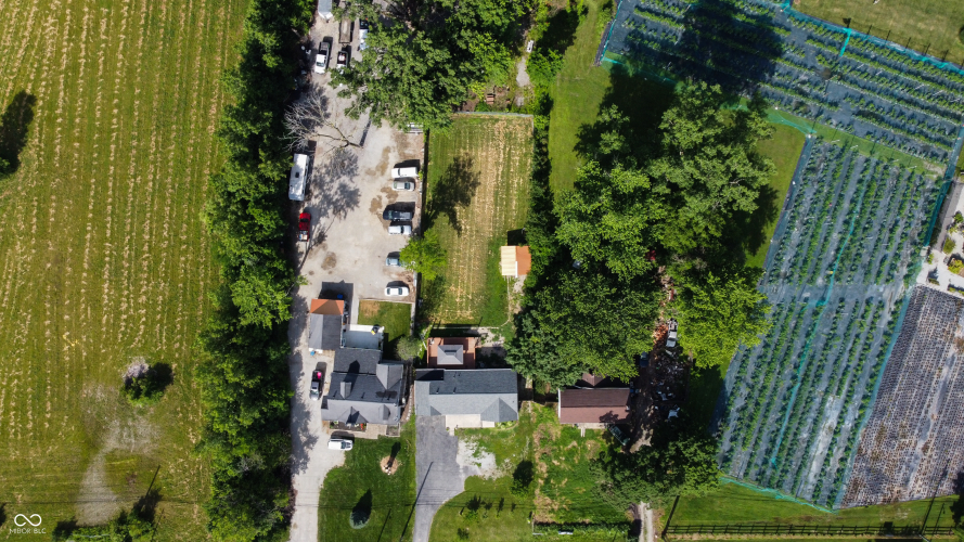 Listing Image 9