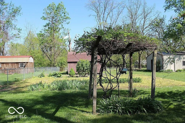 Listing Image 13