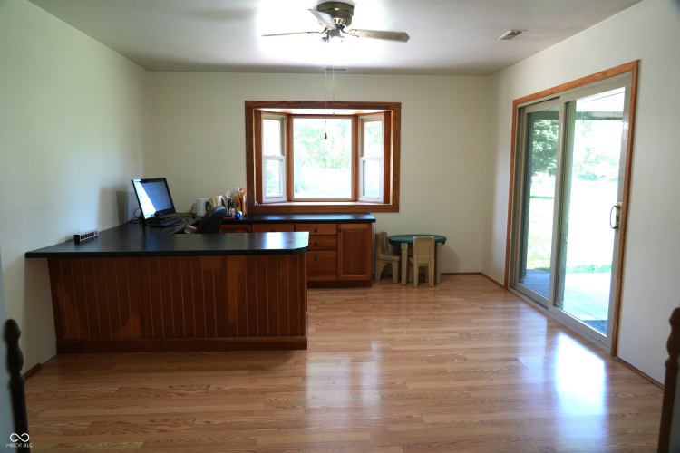 Listing Image 35