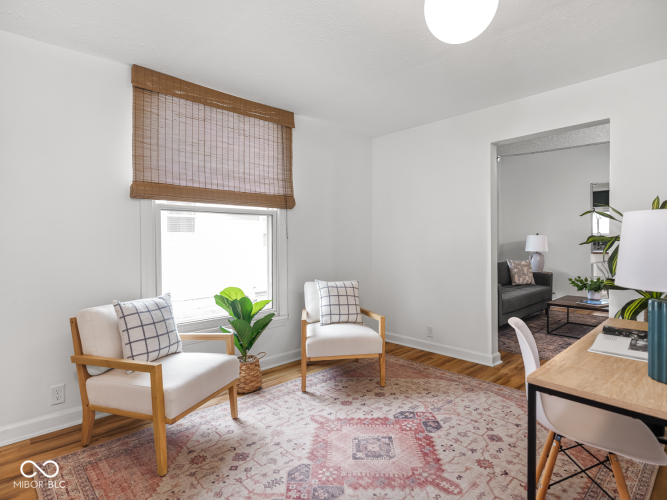 Listing Image 9