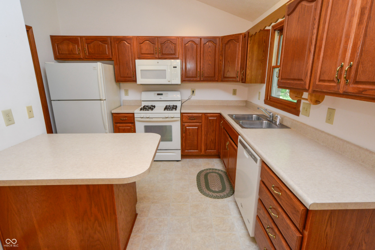Listing Image 16