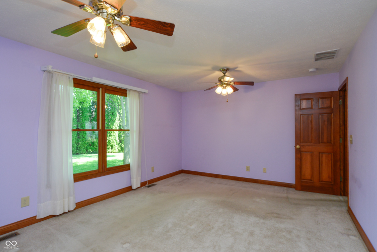 Listing Image 30