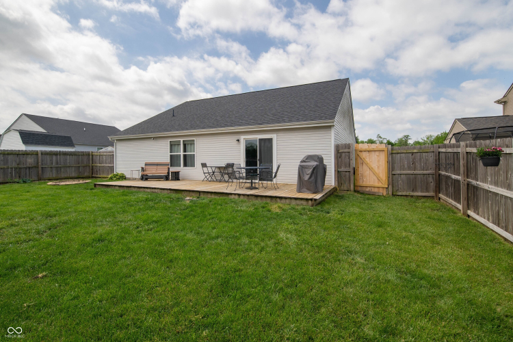 Listing Image 25