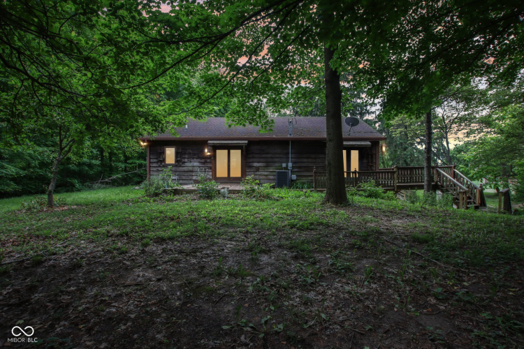 Listing Image 42