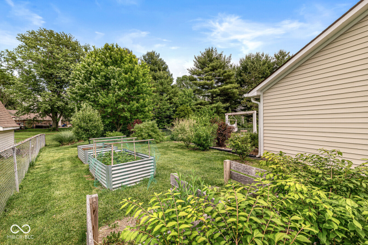 Listing Image 27