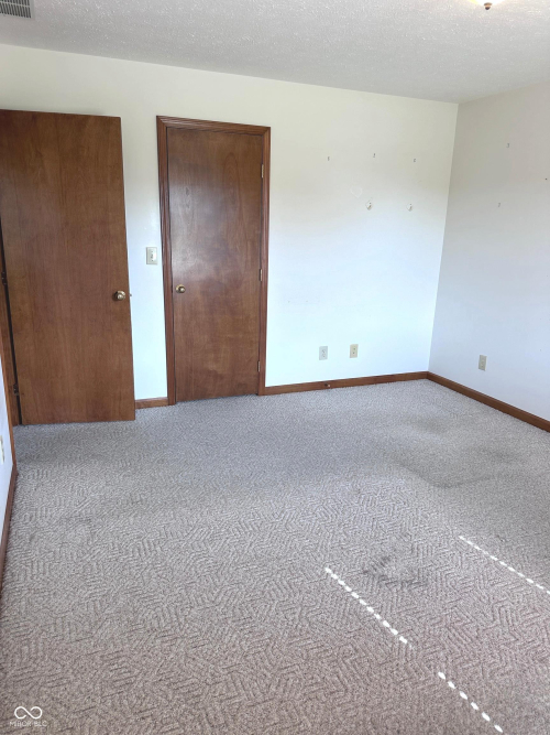 Listing Image 53