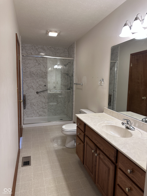 Listing Image 57